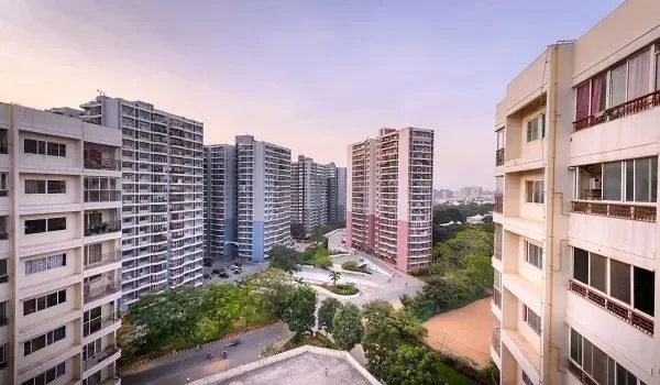 Featured Image of Advantages of Buying Apartments in Prestige Clover Dale